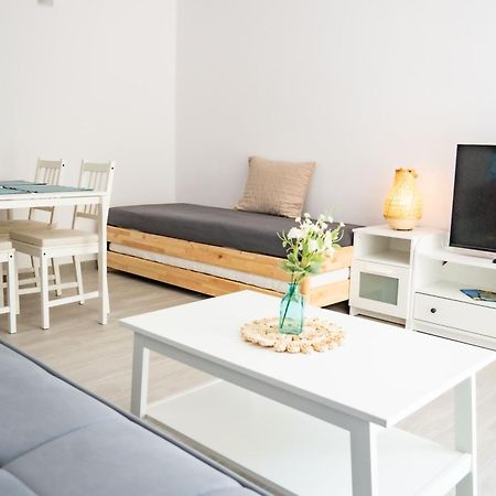 Retreat Oasis Studio Apartment Сан Мигел де Абона Екстериор снимка